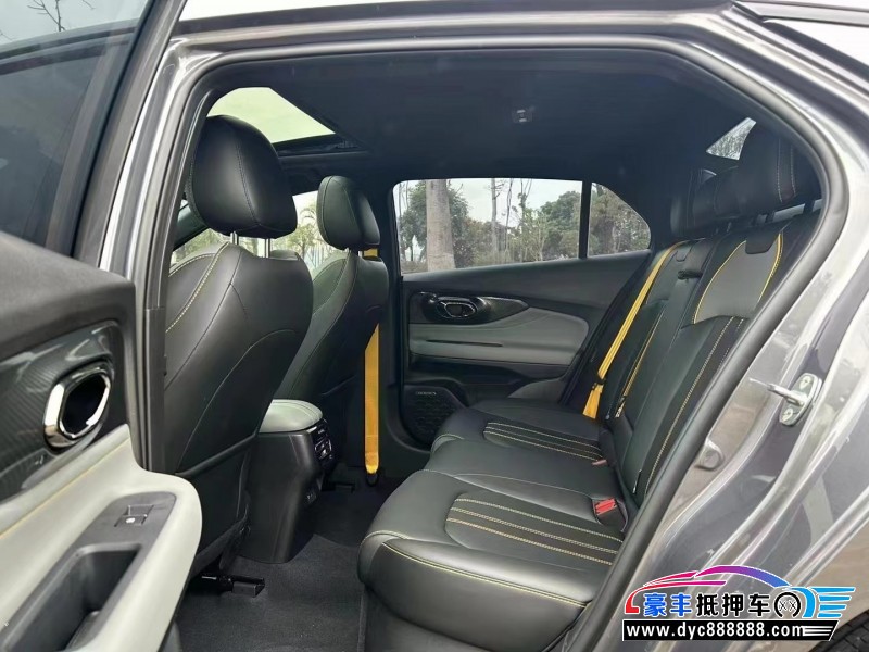 22年传祺影豹轿车抵押车出售