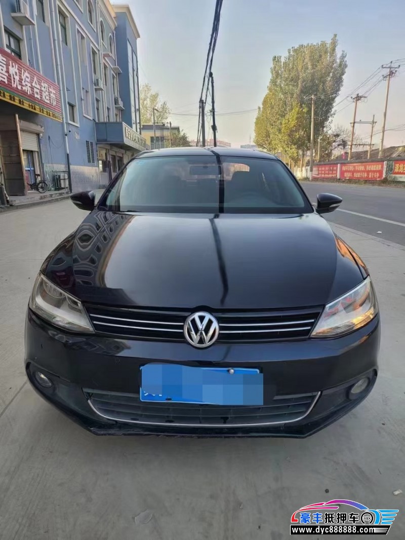 14年大众速腾轿车抵押车出售