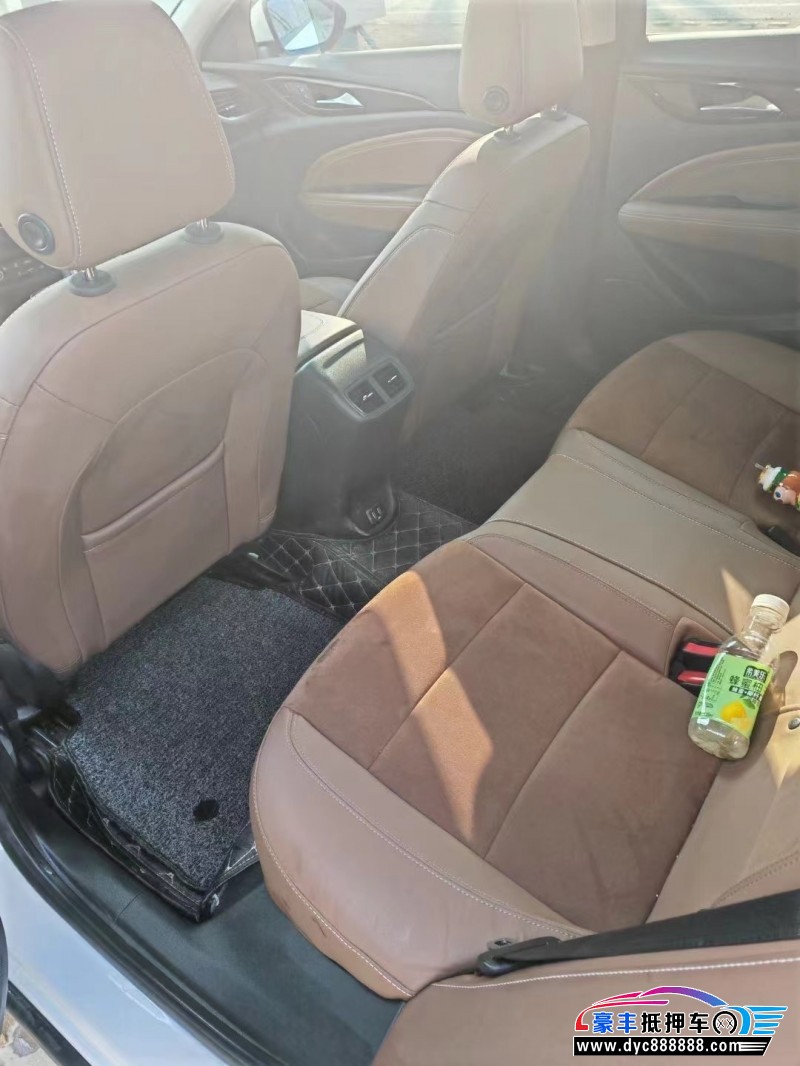 20年别克君威轿车抵押车出售