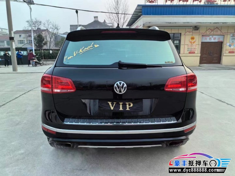 19年大众途锐轿车抵押车出售