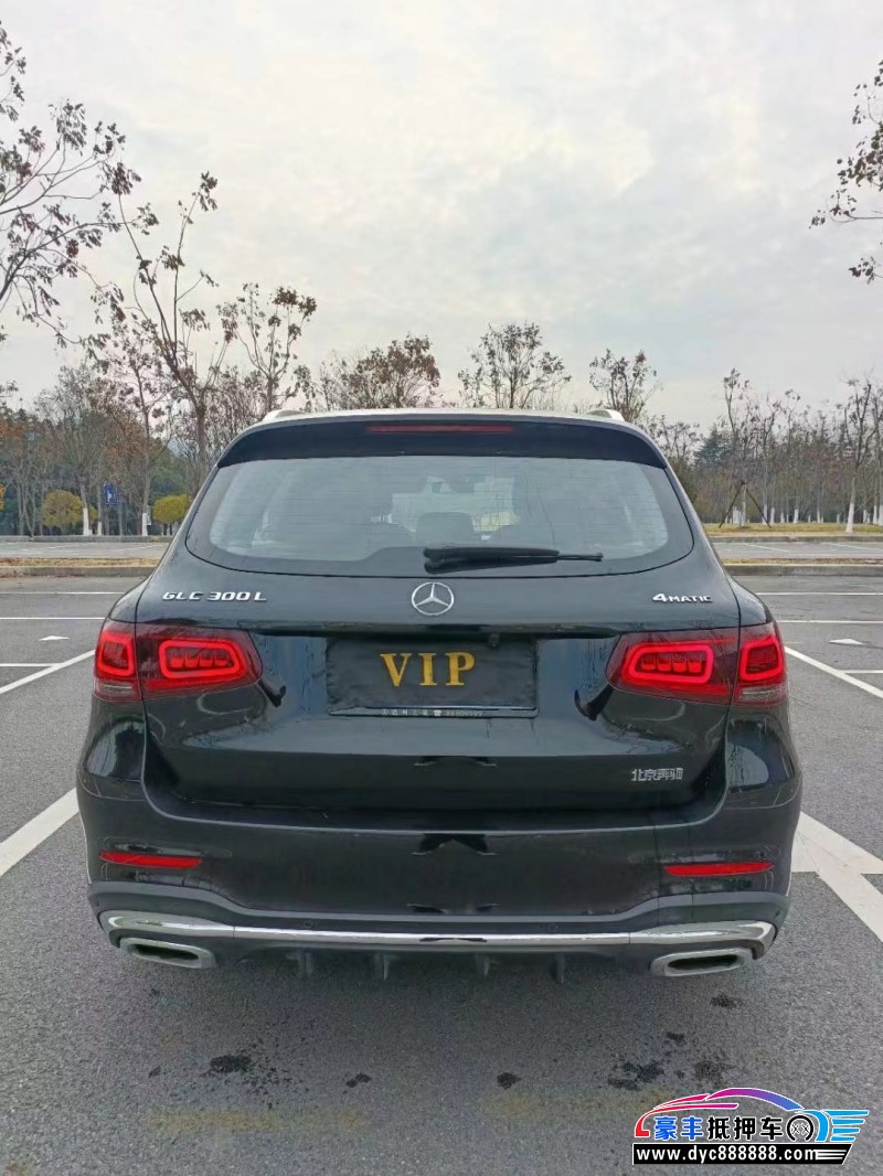 22年奔驰GLC轿车抵押车出售