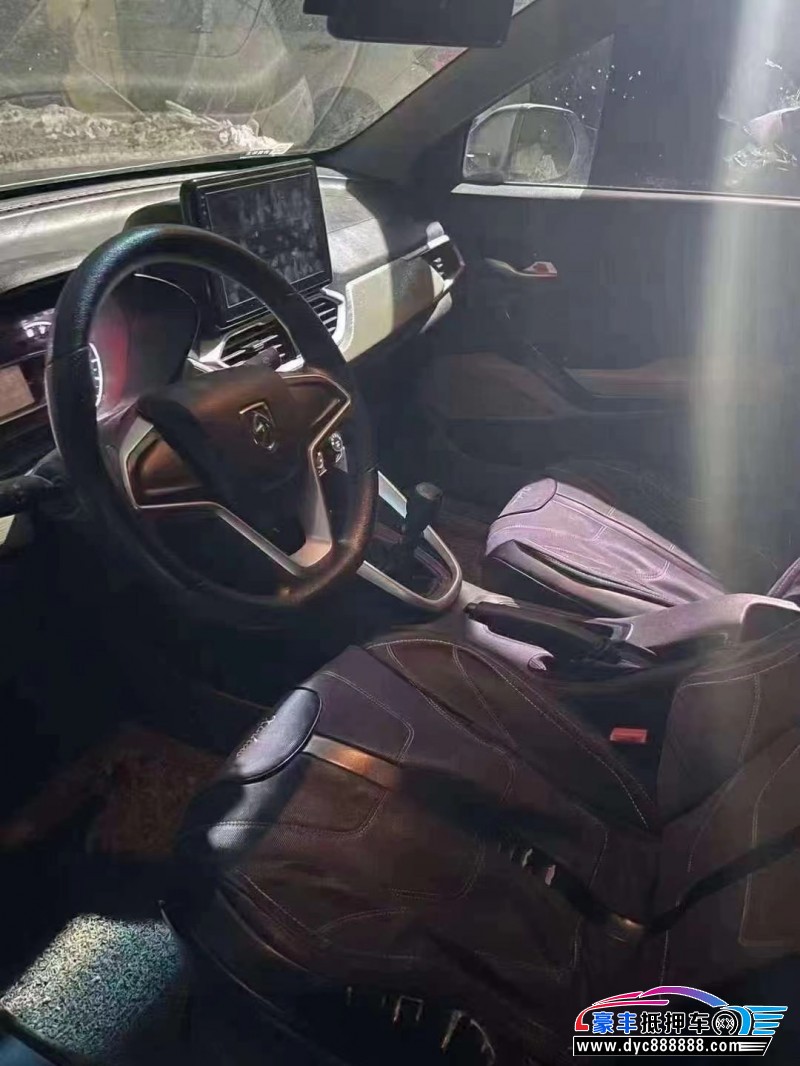 18年宝骏510轿车抵押车出售