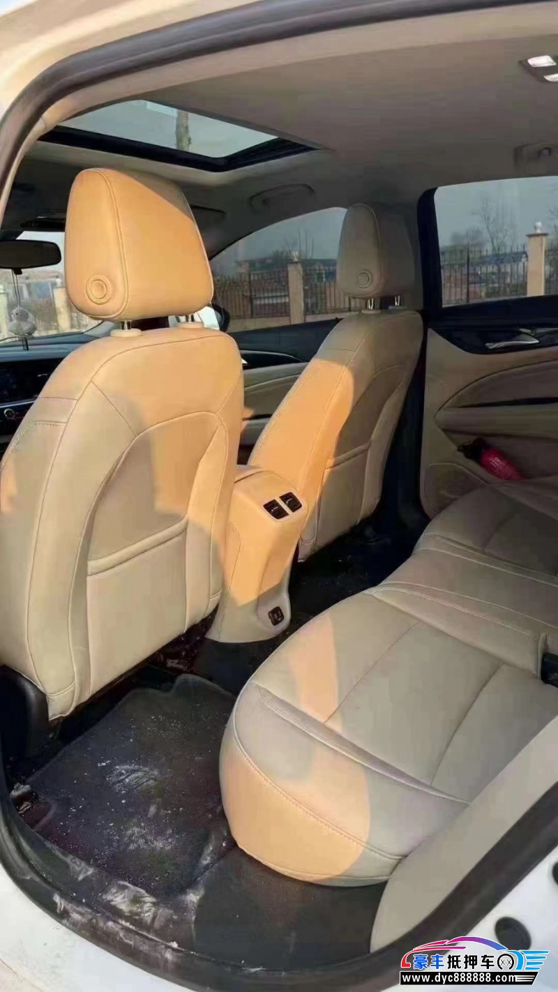 21年别克君威轿车抵押车出售