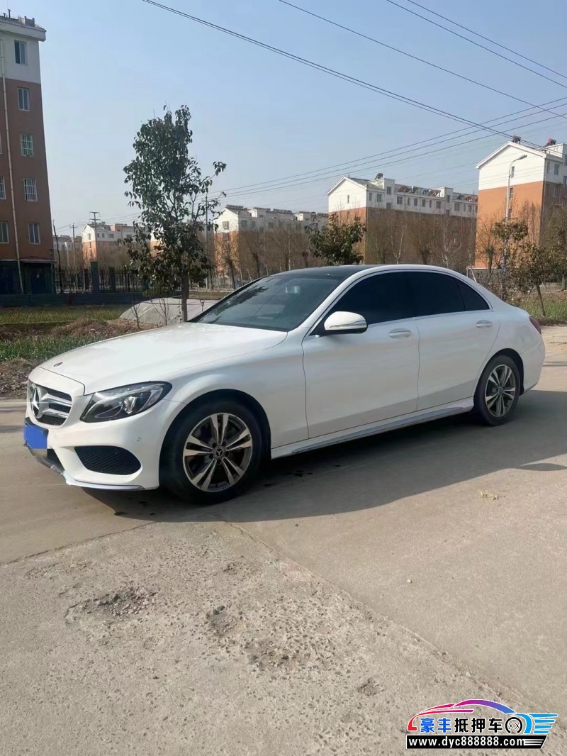 18年奔驰C轿车抵押车出售