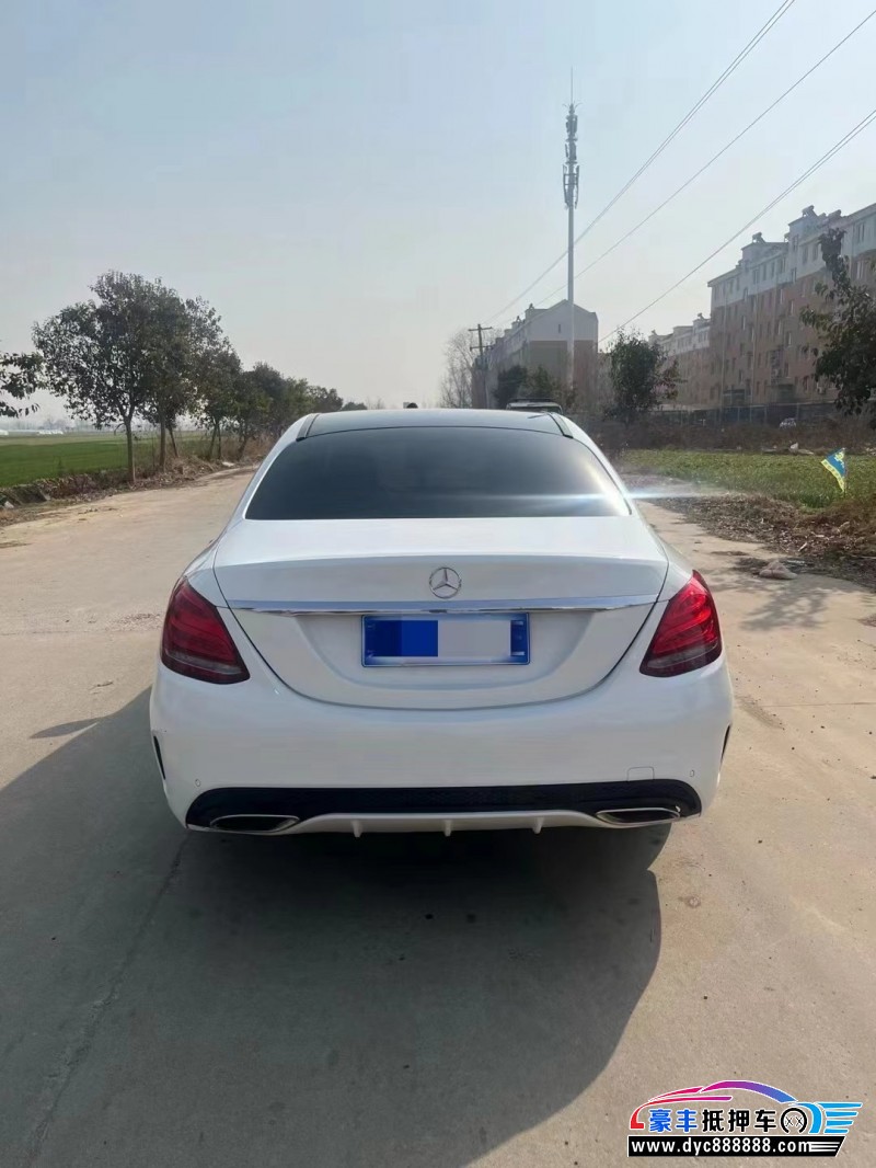 18年奔驰C轿车抵押车出售