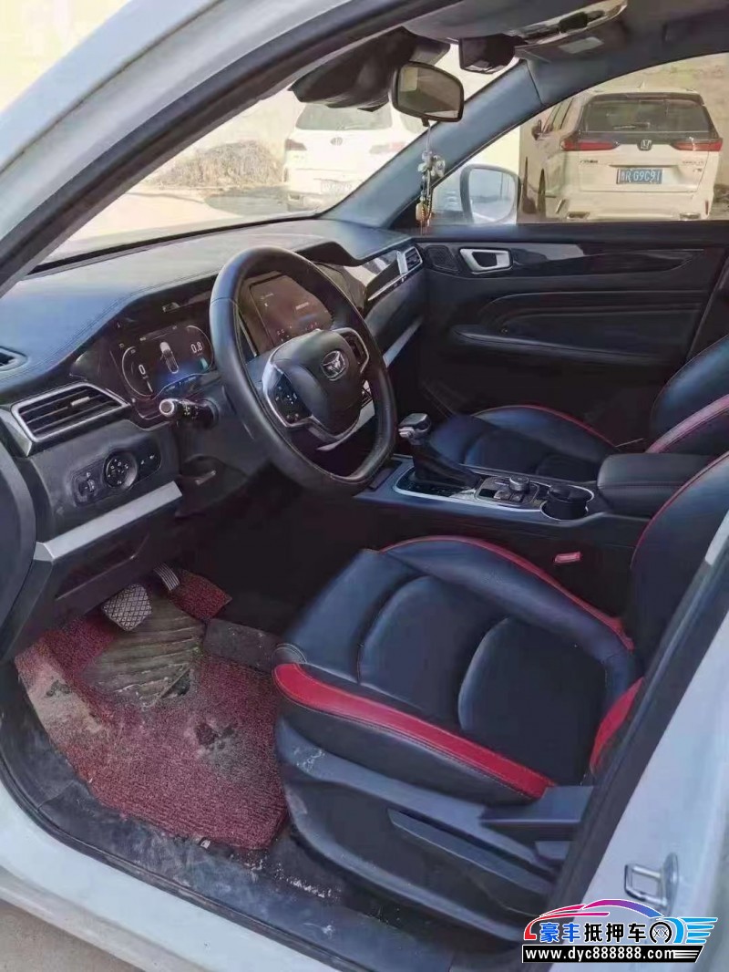 20年凯翼炫界轿车抵押车出售