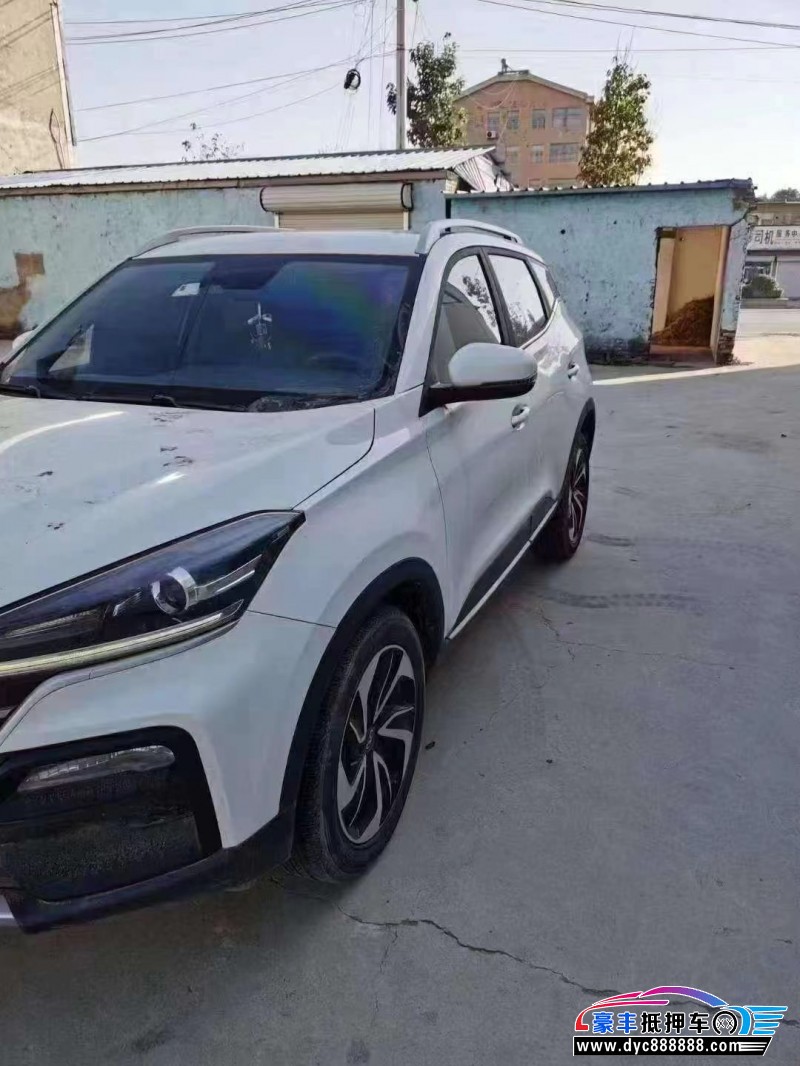 20年凯翼炫界轿车抵押车出售