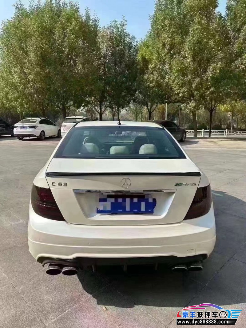 15年奔驰C轿车抵押车出售