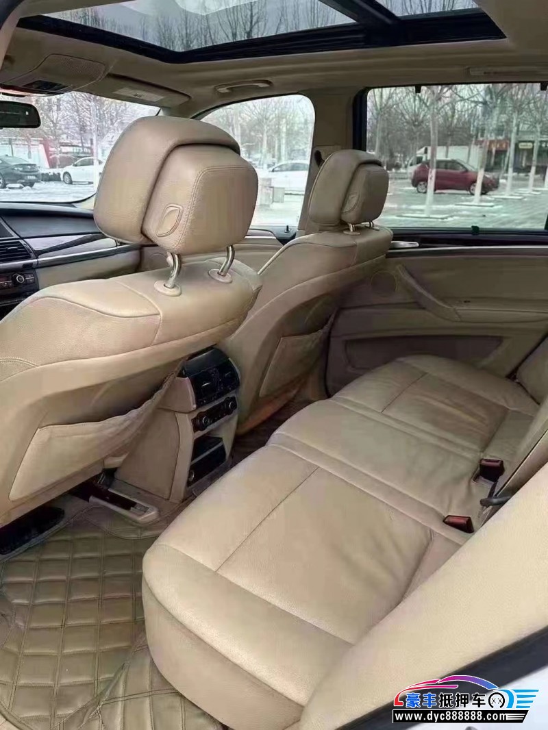 13年宝马X5轿车抵押车出售