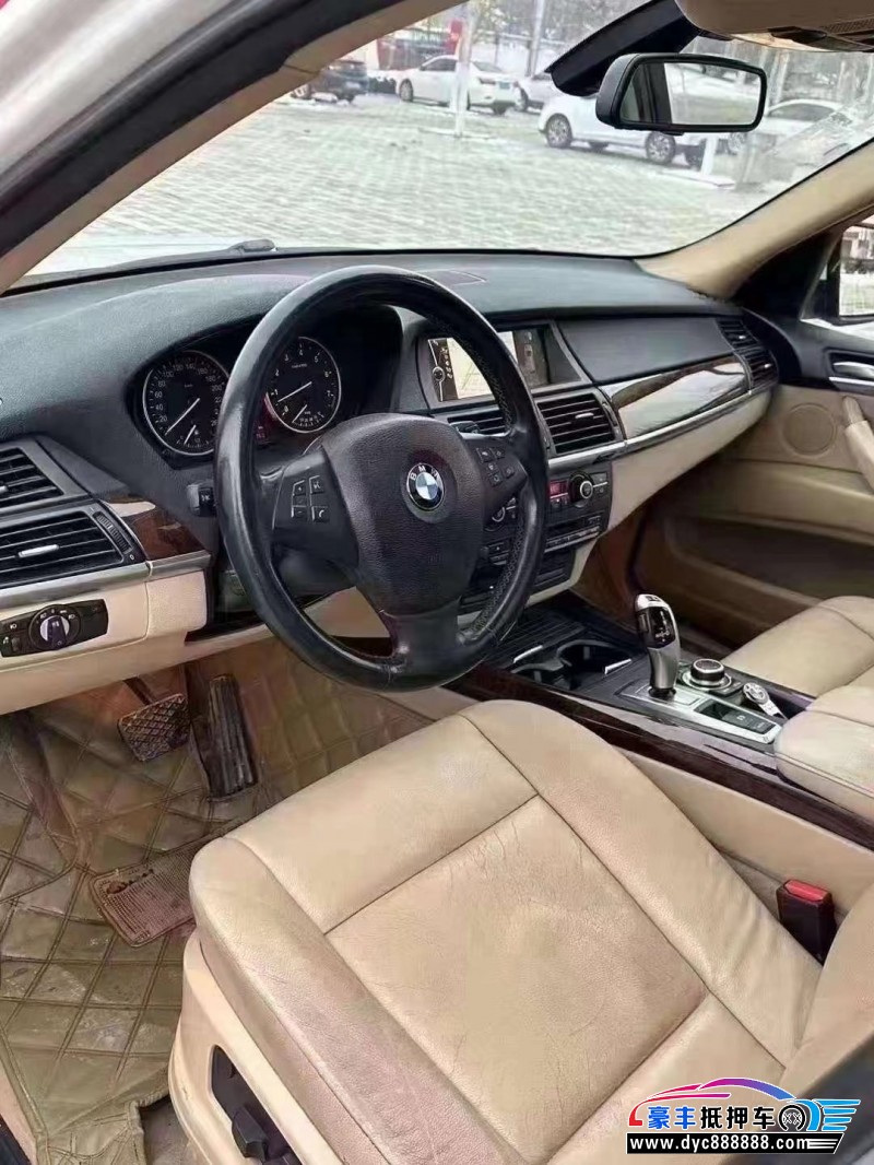 13年宝马X5轿车抵押车出售