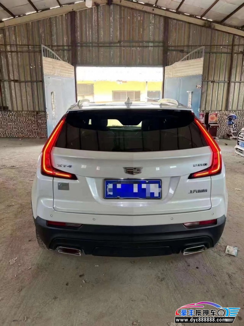 20年凯迪拉克XT4轿车抵押车出售