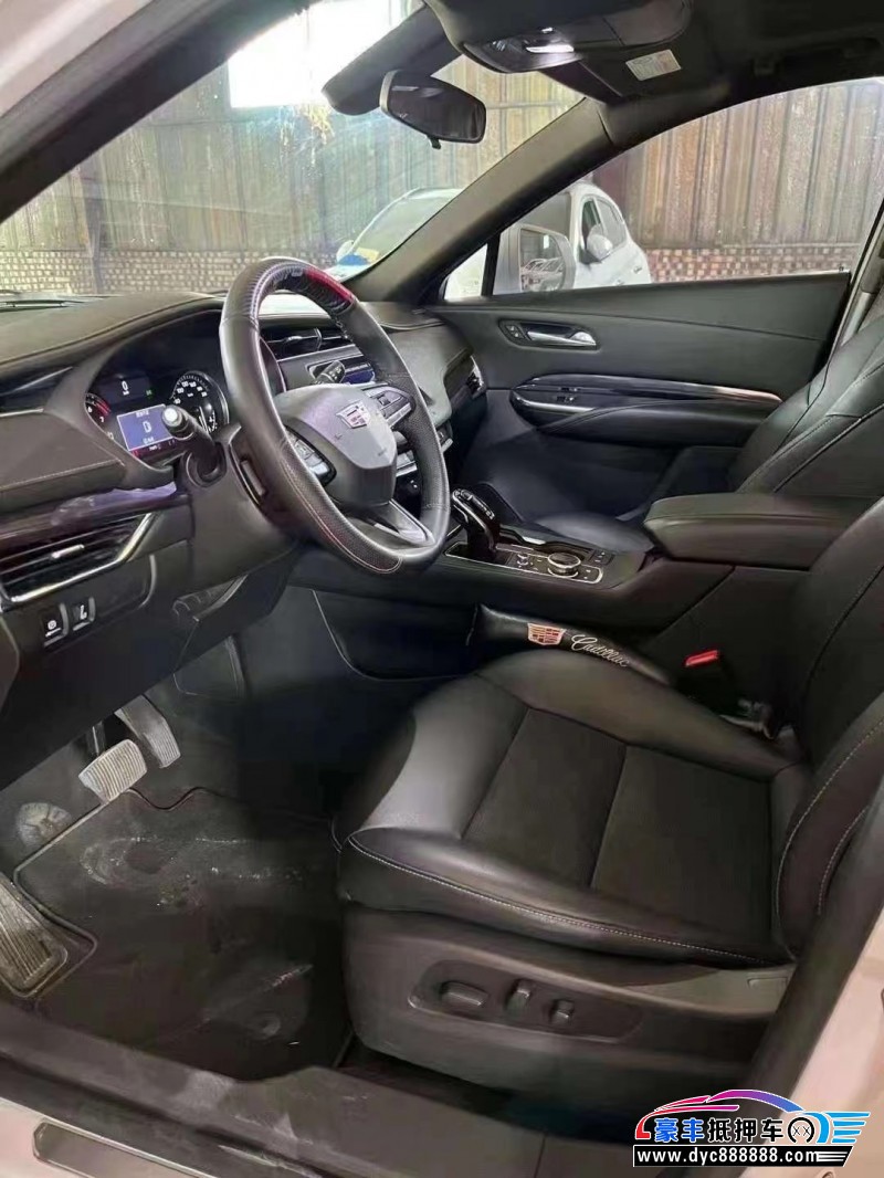 20年凯迪拉克XT4轿车抵押车出售