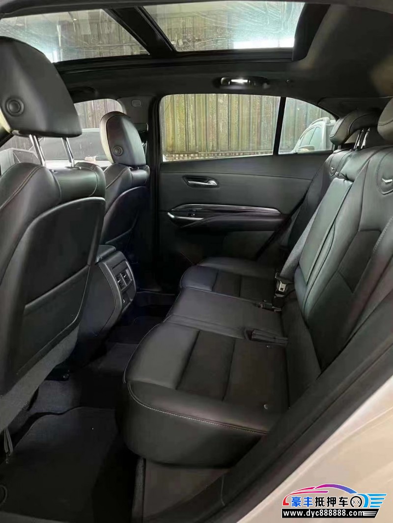 20年凯迪拉克XT4轿车抵押车出售