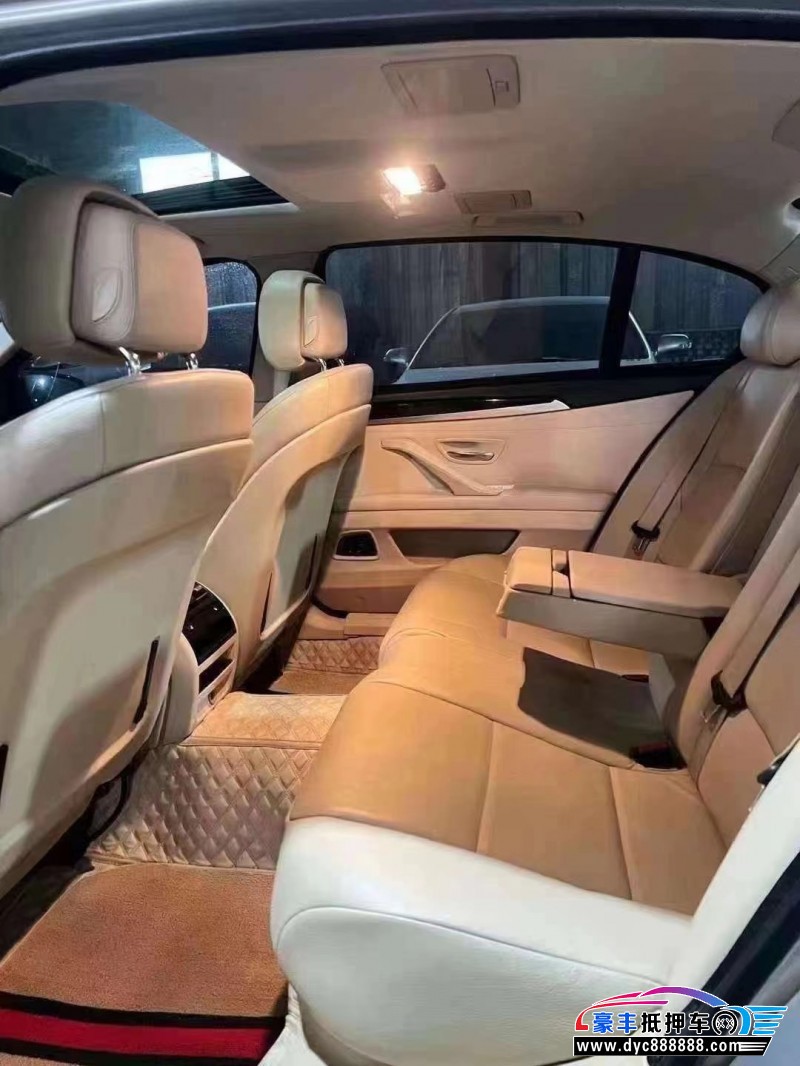 12年宝马5系轿车抵押车出售