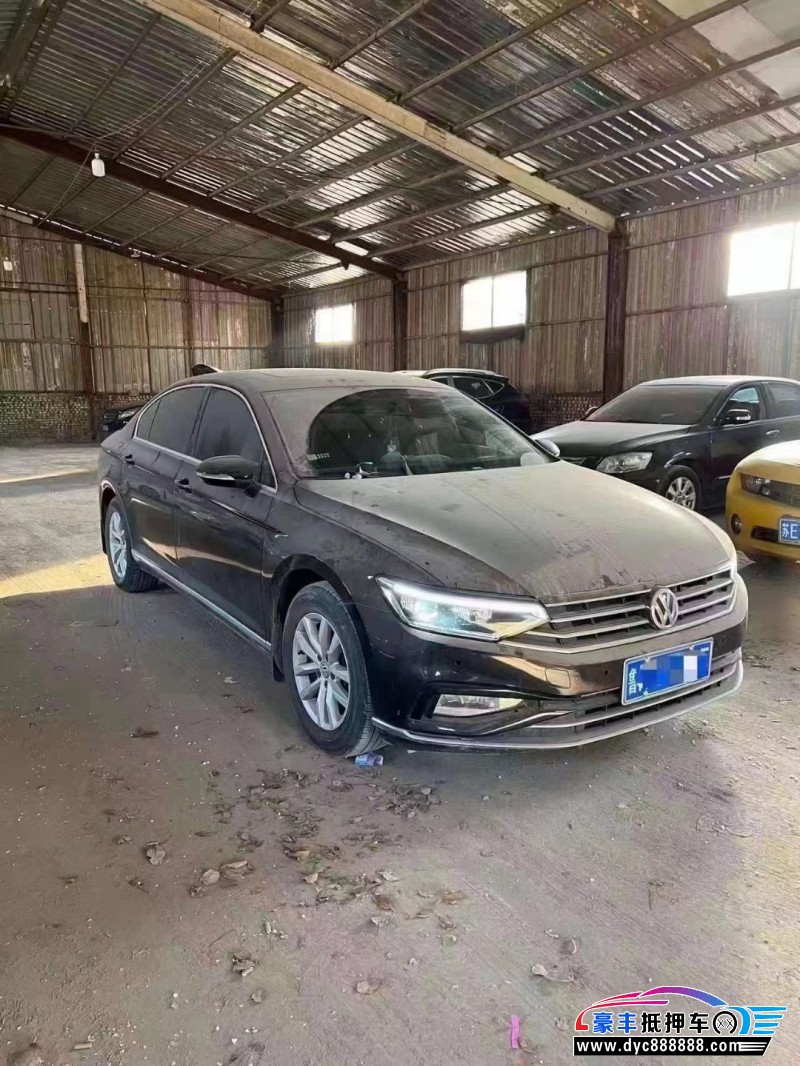 20年大众迈腾轿车抵押车出售