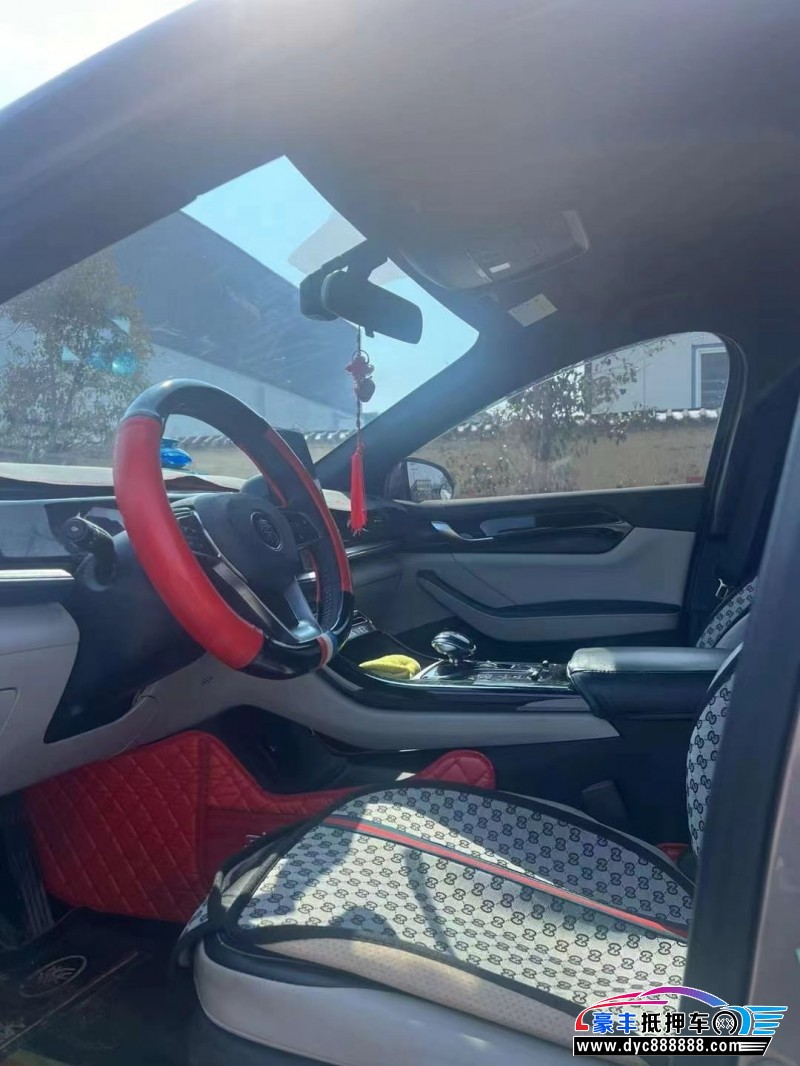 22年比亚迪秦轿车抵押车出售