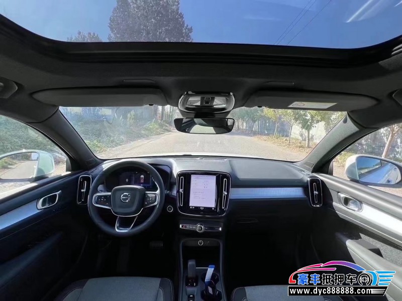 23年沃尔沃XC40轿车抵押车出售