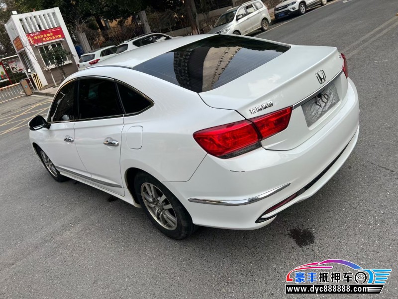 15年本田思铂睿轿车抵押车出售