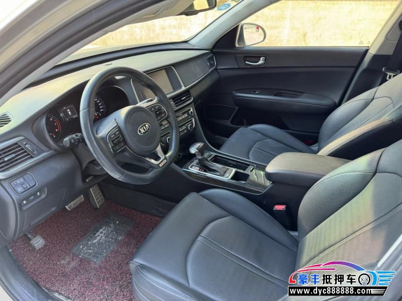 15年起亚K5轿车抵押车出售