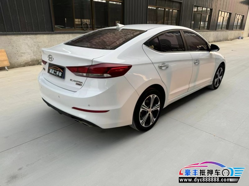 18年现代领动轿车抵押车出售