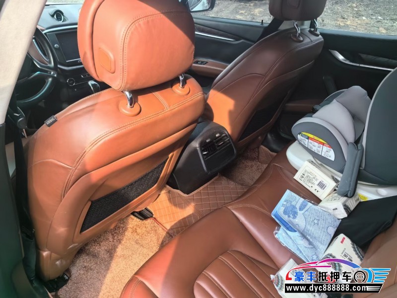 15年玛莎拉蒂Ghibli轿车抵押车出售