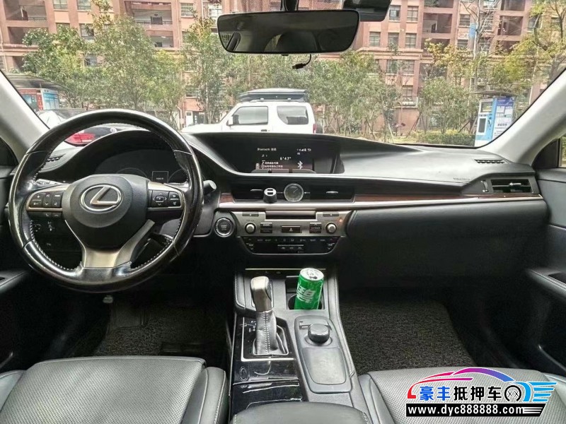 16年雷克萨斯ES轿车抵押车出售