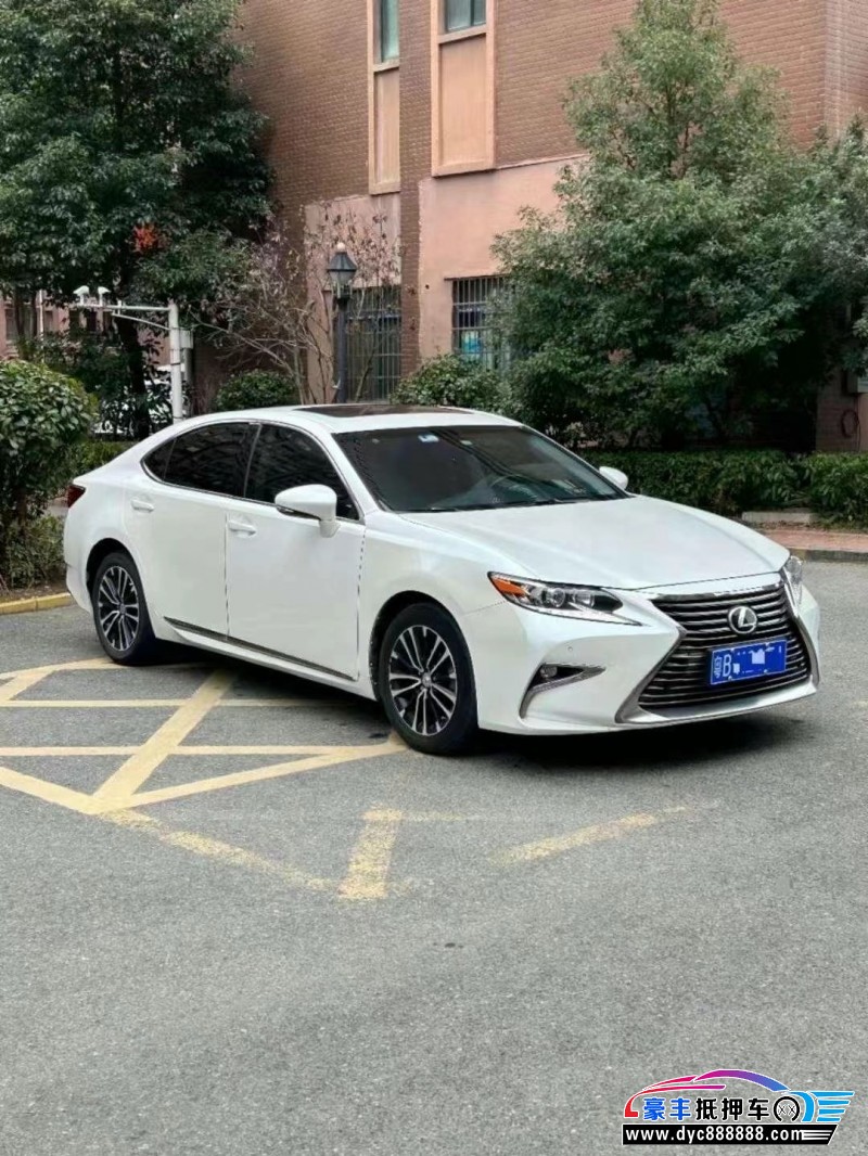 16年雷克萨斯ES轿车抵押车出售