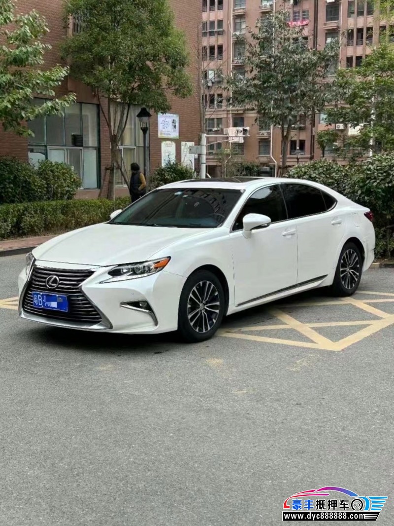 16年雷克萨斯ES轿车抵押车出售