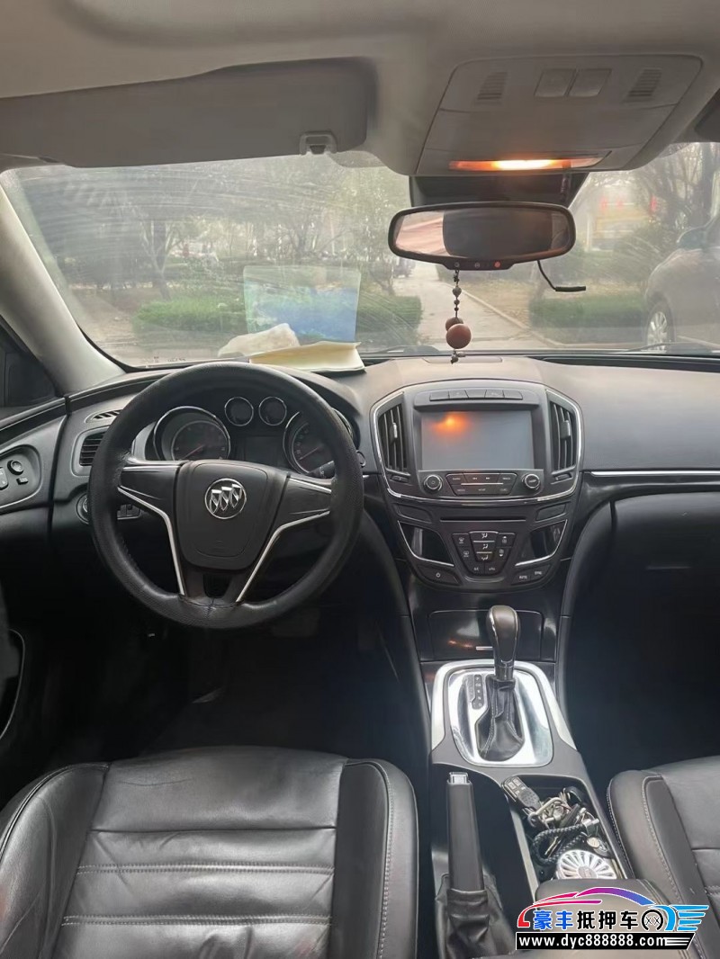 14年别克君威轿车抵押车出售