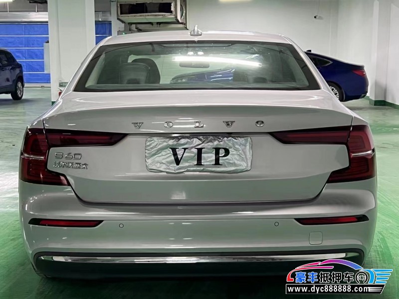 23年沃尔沃S60轿车抵押车出售