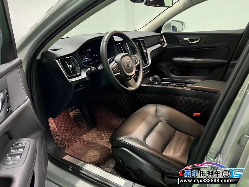 23年沃尔沃S60轿车抵押车出售