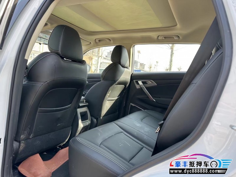 22年吉利博越轿车抵押车出售