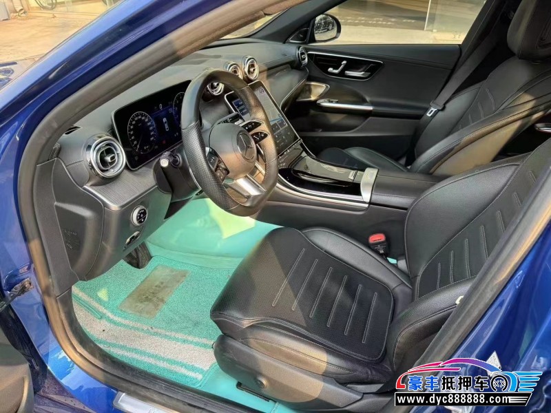 22年奔驰C轿车抵押车出售