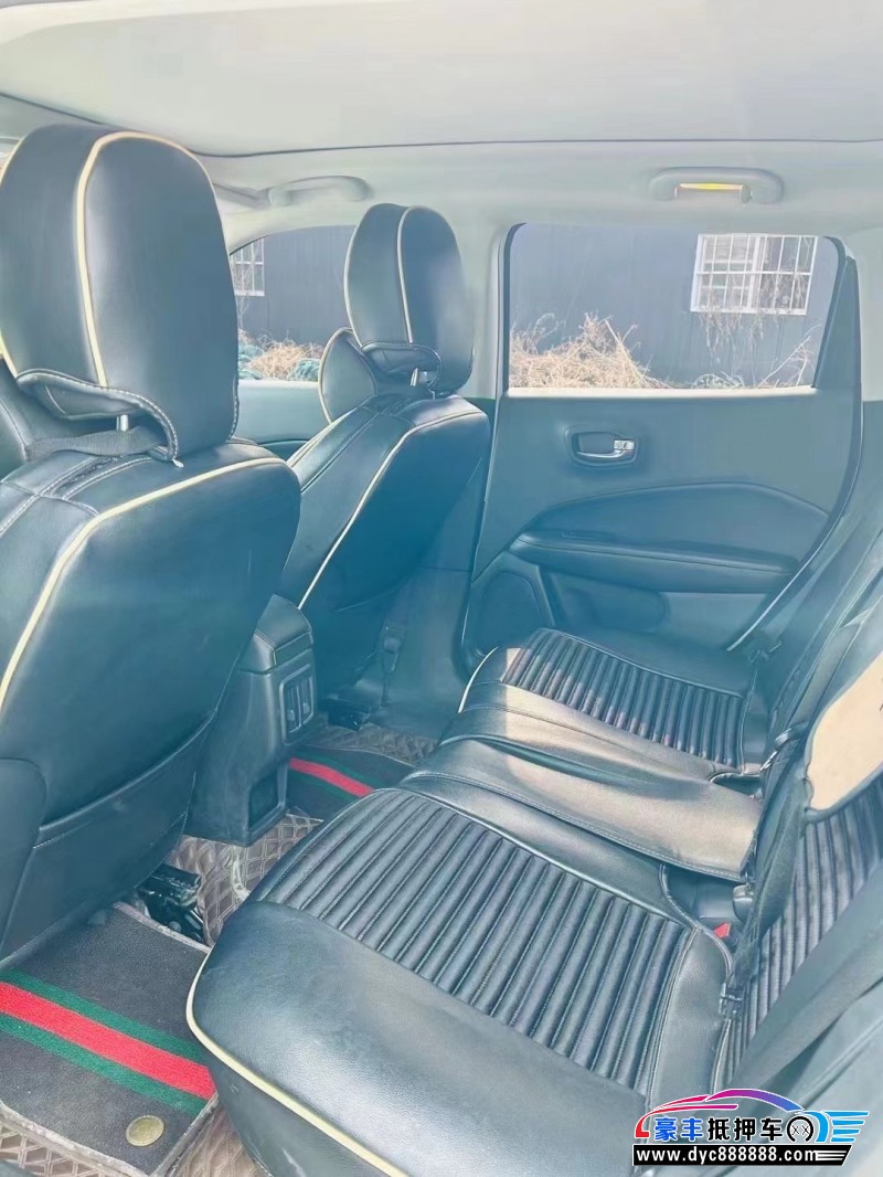 20年Jeep指南者轿车抵押车出售