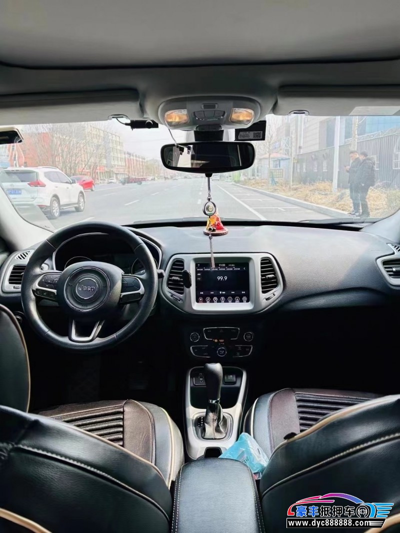 20年Jeep指南者轿车抵押车出售