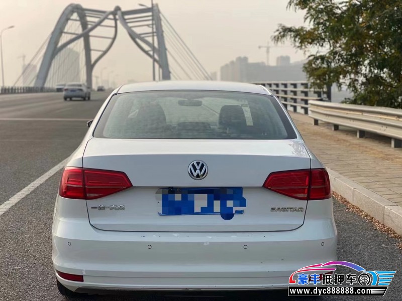 18年大众速腾轿车抵押车出售