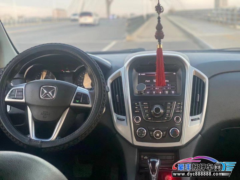 13年江铃驭胜s350轿车抵押车出售