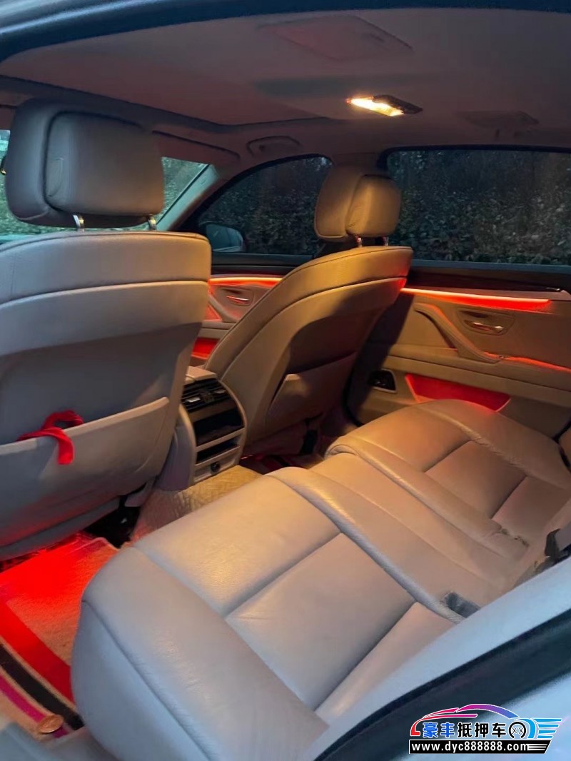 12年宝马5系轿车抵押车出售