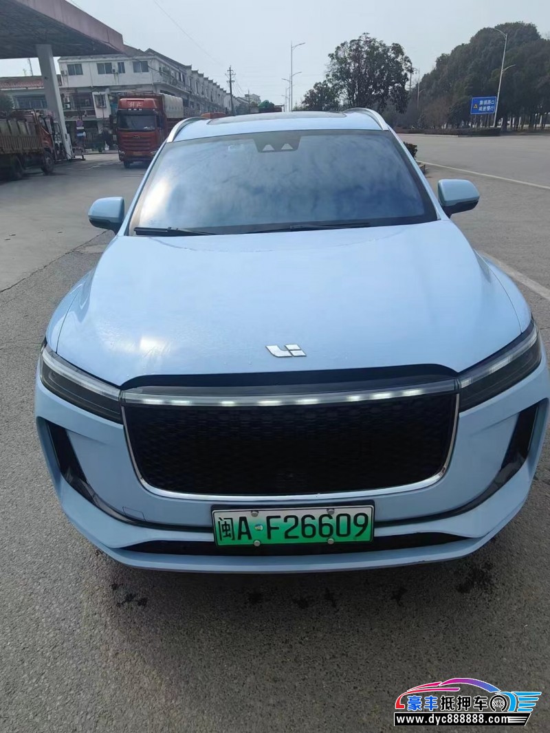 21年理想ONE轿车抵押车出售