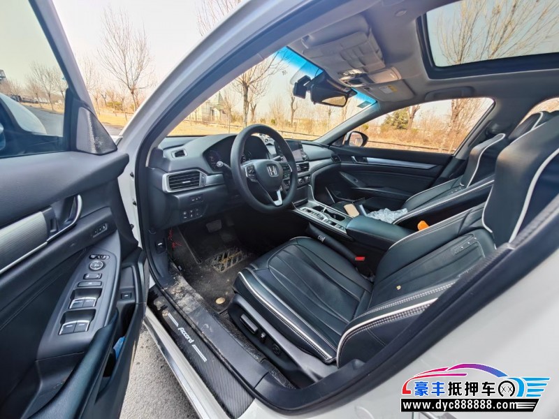 20年本田雅阁轿车抵押车出售