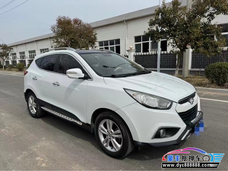 14年现代ix35轿车抵押车出售