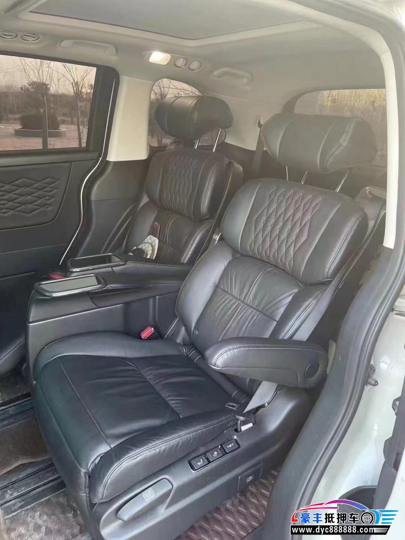 23年本田艾力绅轿车抵押车出售