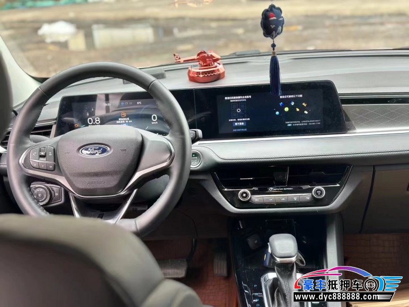 21年福特福睿斯轿车抵押车出售