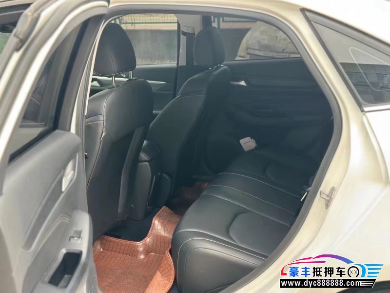 21年福特福睿斯轿车抵押车出售