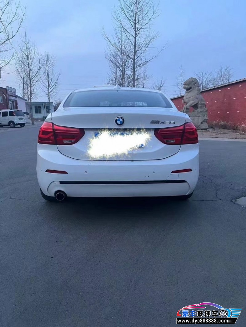 18年宝马1系轿车抵押车出售