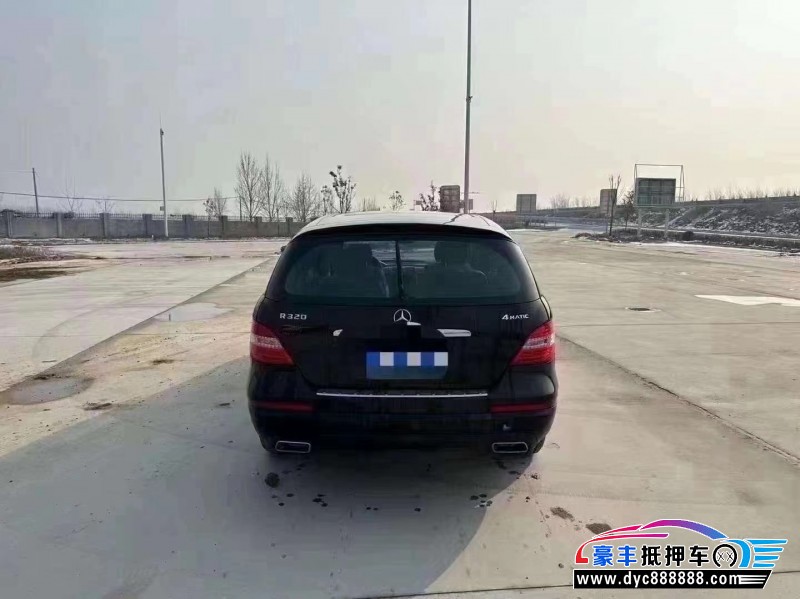 12年奔驰R轿车抵押车出售