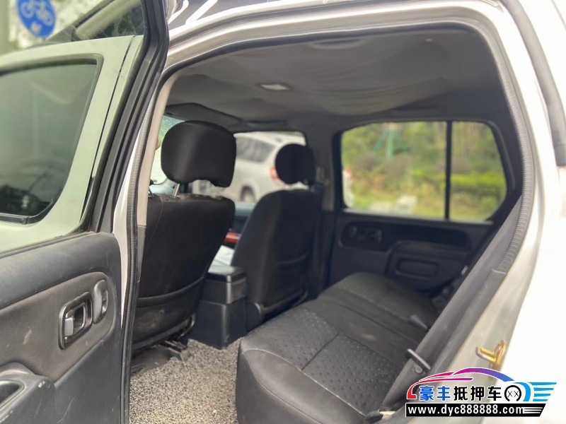 12年日产帕拉丁轿车抵押车出售