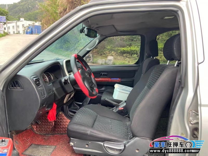 12年日产帕拉丁轿车抵押车出售