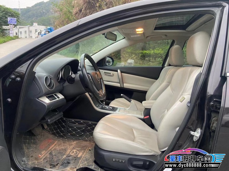 10年马自达睿翼轿车抵押车出售