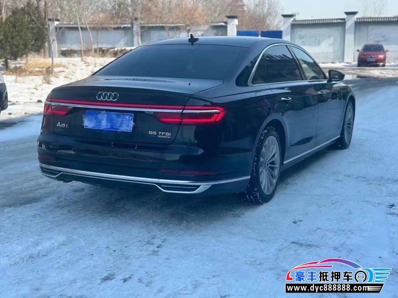 18年奥迪A8L轿车抵押车出售
